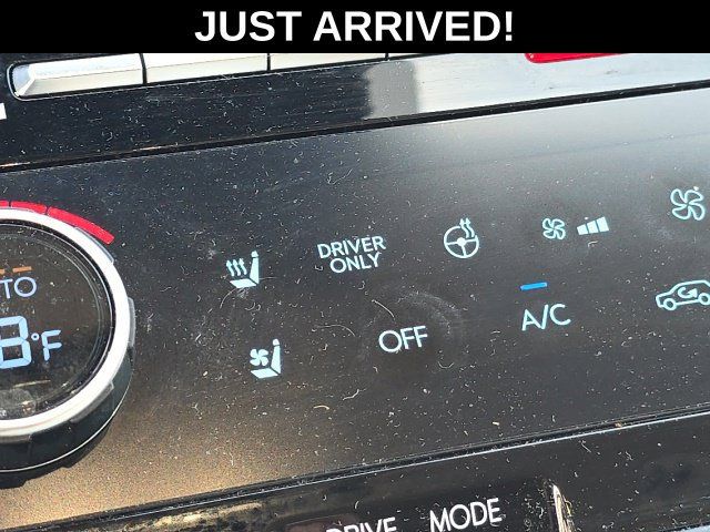 Used 2025 Hyundai Santa Fe Calligraphy FWD image 25