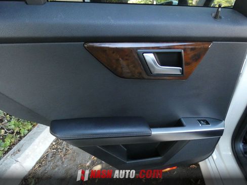 Used 2014 Mercedes-Benz GLK 350 2WD w/ Premium 1 Package image 36