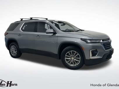 Used 2023 Chevrolet Traverse LT