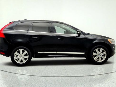 Used 2016 Volvo XC60 T6 AWD/4WD image 4