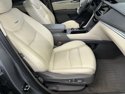Certified 2023 Cadillac XT5 Premium Luxury image 36