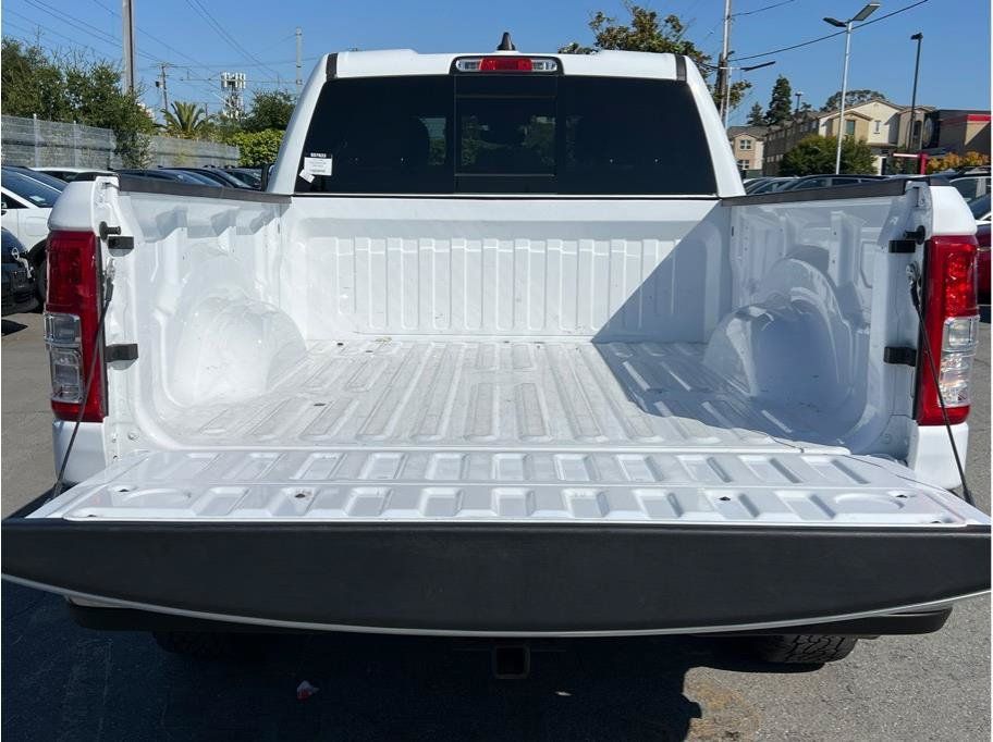 Used 2023 RAM 1500 Big Horn AWD/4WD image 5