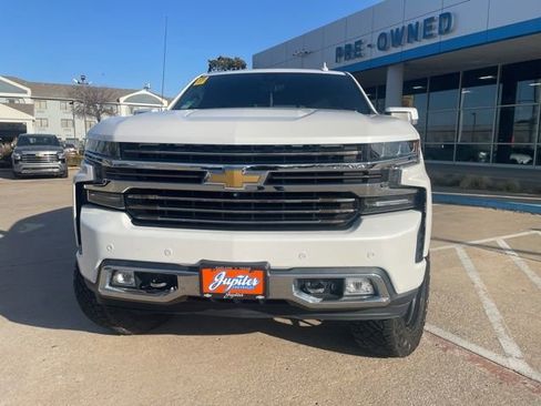 Used 2020 Chevrolet Silverado 1500 High Country w/ Technology Package image 2