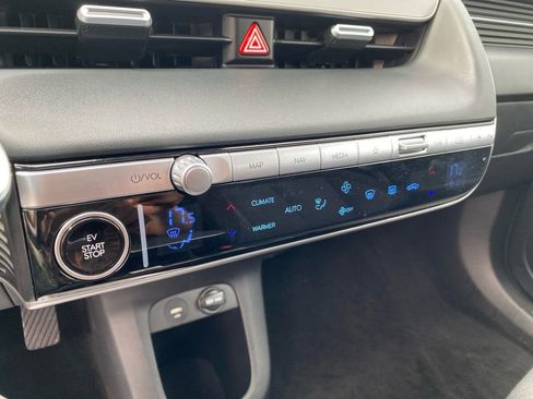 Used 2024 Hyundai Ioniq 5 SEL image 21