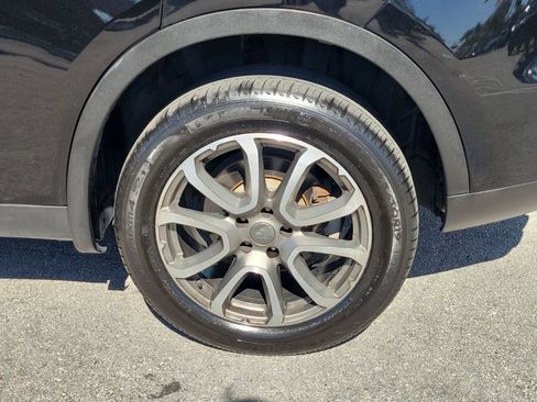 Used 2018 Maserati Levante image 26