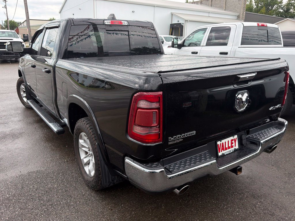 Used 2022 RAM 1500 Laramie AWD/4WD image 12