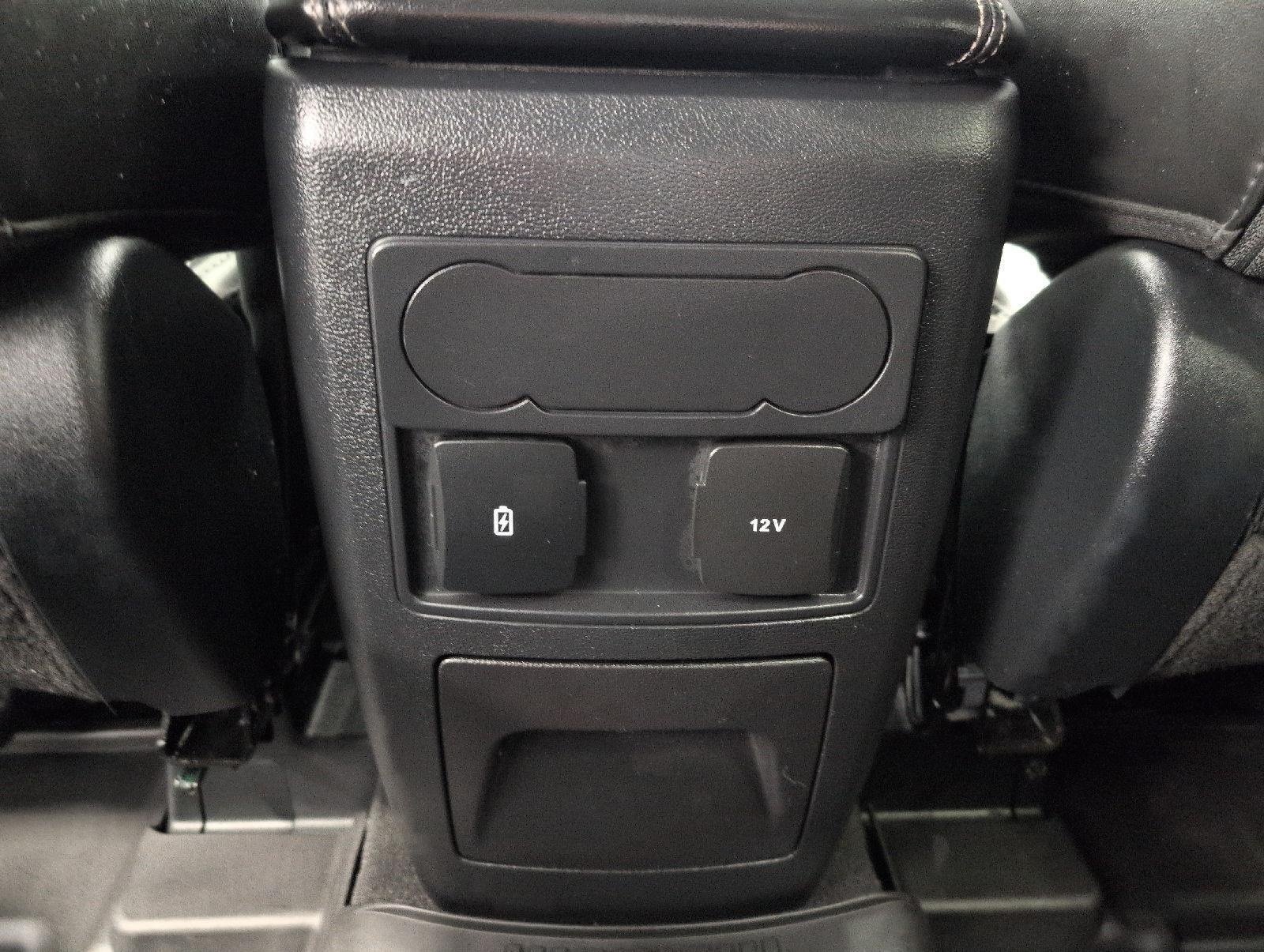 Used 2024 Ford Explorer XLT w/ Equipment Group 202A AWD/4WD image 51