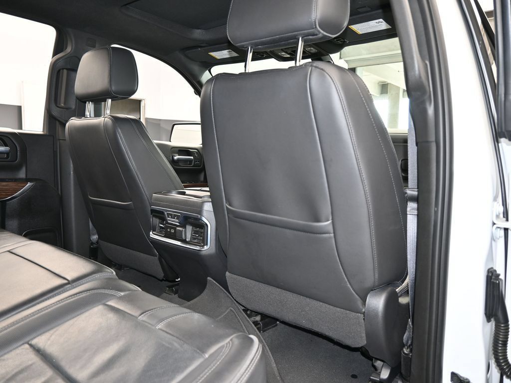 Used 2021 Chevrolet Silverado 1500 High Country RWD image 43