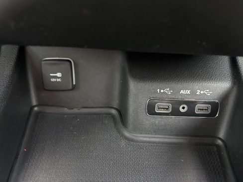 Used 2019 Dodge Durango GT image 23