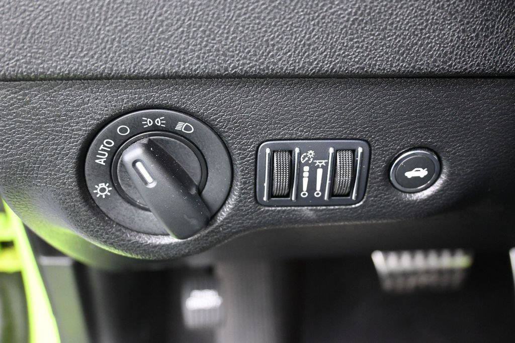 Used 2023 Dodge Charger R/T w/ Blacktop Package RWD image 18