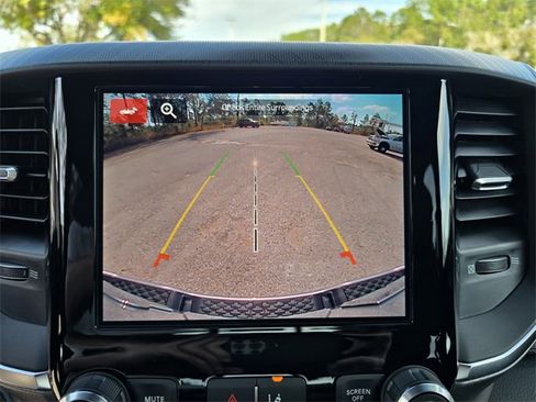 Certified 2025 RAM 1500 Big Horn image 16