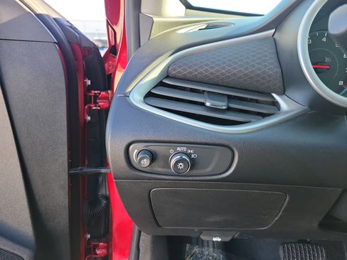 Used 2024 Chevrolet Malibu LT image 20