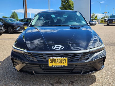 New 2025 Hyundai Elantra Blue image 5