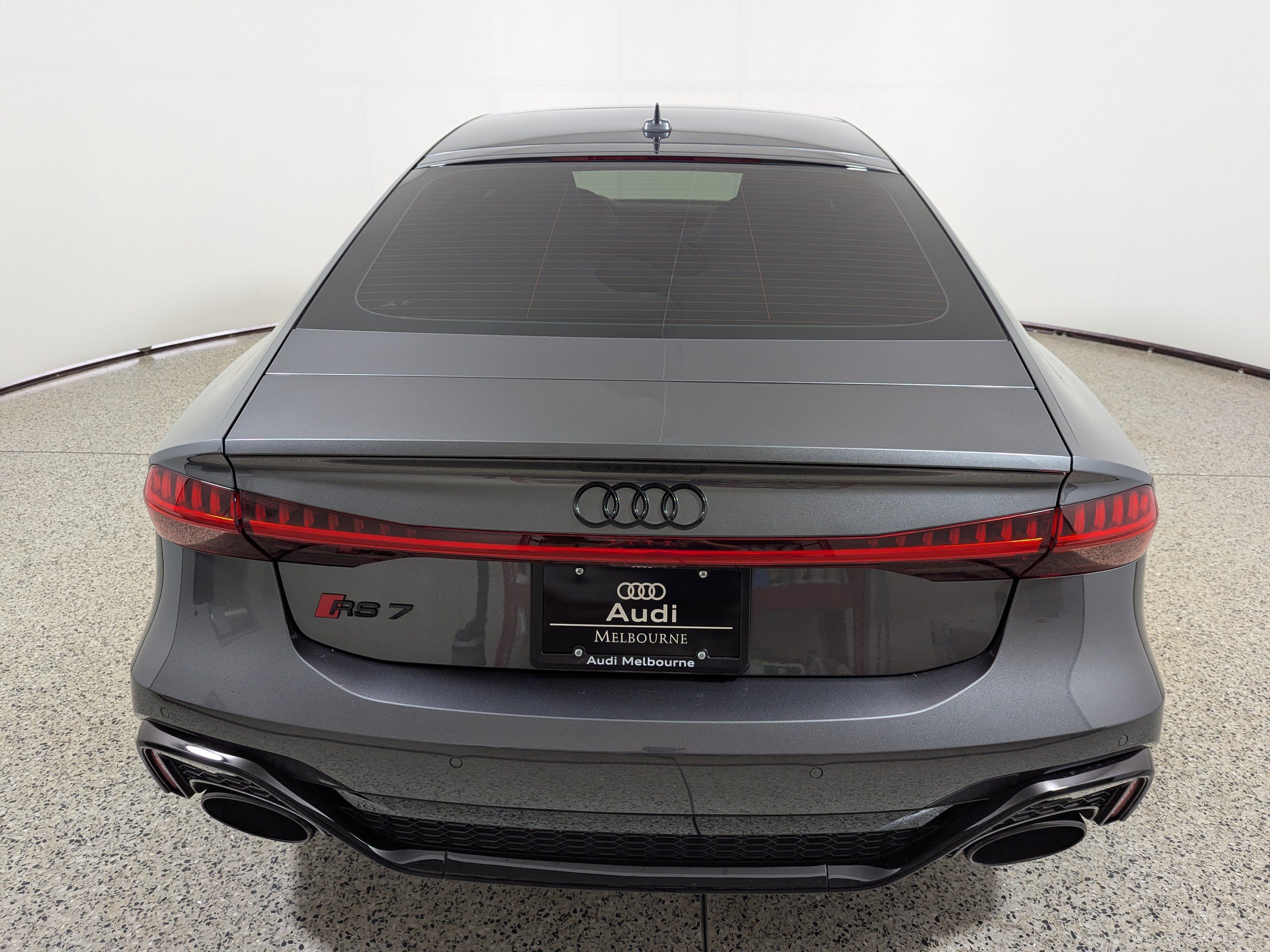 Used 2025 Audi RS 7 Performance w/ Black Optic Package AWD/4WD image 9