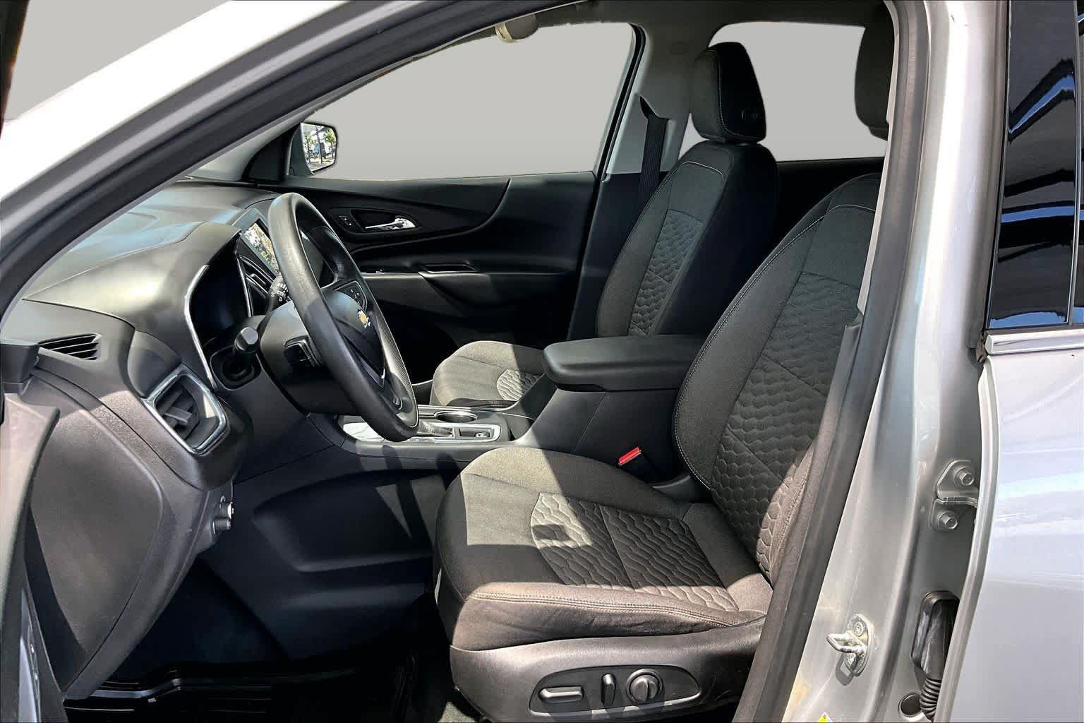 Used 2020 Chevrolet Equinox LT FWD image 8