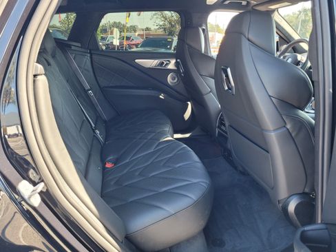 Used 2026 BMW XM Label Red image 16