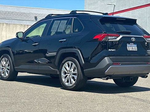 Certified 2021 Toyota RAV4 Limited image 8
