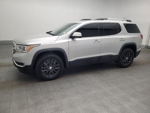 Used 2019 GMC Acadia SLT image 2