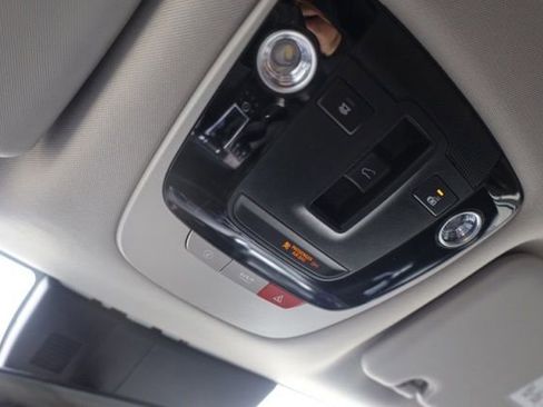 Used 2023 Kia Sportage SX image 33