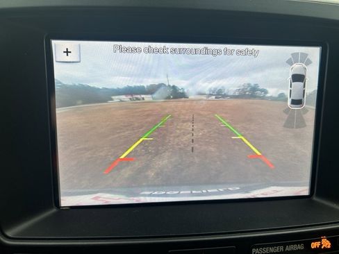 Used 2019 Ford Explorer XLT w/ Equipment Group 202A image 23