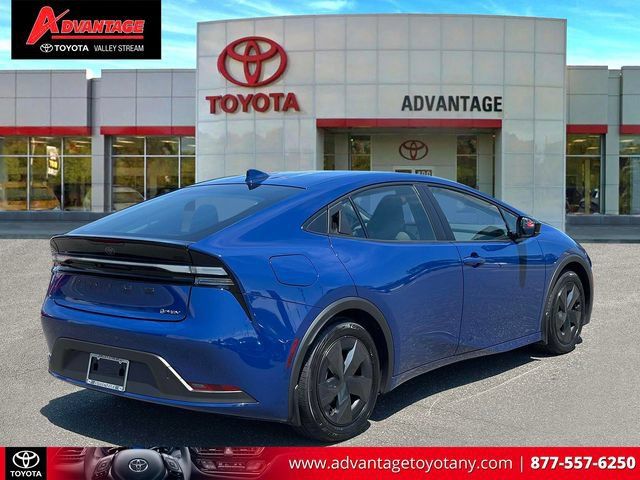 Certified 2025 Toyota Prius Plug-In Hybrid FWD image 7