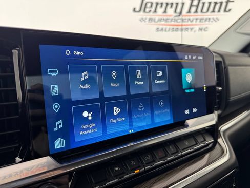 Used 2022 Chevrolet Silverado 1500 LT AWD/4WD image 14