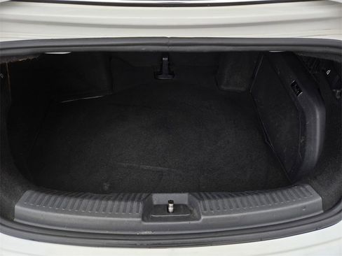 Used 2013 Volkswagen Beetle 2.5 image 23