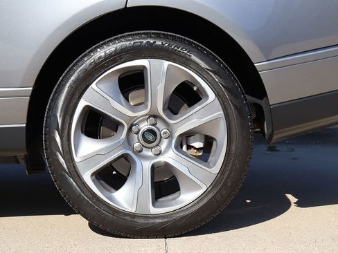 Used 2020 Land Rover Range Rover Long Wheelbase HSE image 59