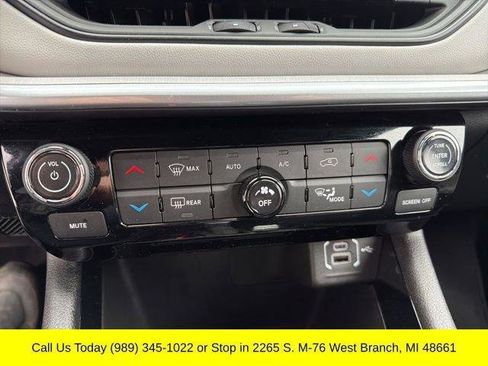 Used 2025 Jeep Compass Limited AWD/4WD image 20