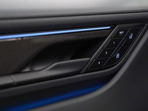 New 2025 Porsche Macan Turbo Electric image 23