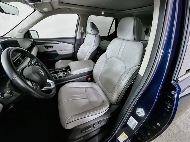 Certified 2025 Honda Pilot Elite image 31