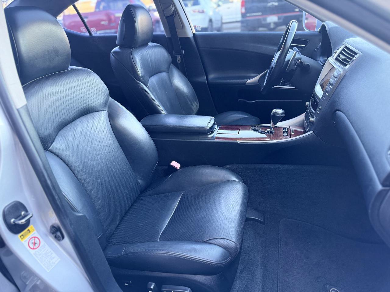 Used 2008 Lexus IS 350 w/ X Pkg w/ Sunroof RWD image 15