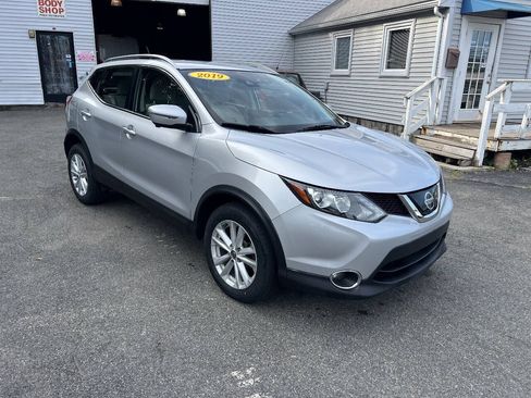 Used 2019 Nissan Rogue Sport SV w/ Technology Package AWD/4WD image 10