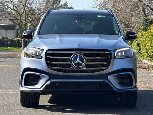 New 2026 Mercedes-Benz GLS 450 GLS 450 image 9