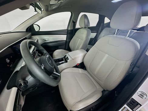 Used 2025 Hyundai Tucson SEL FWD image 13