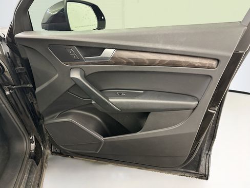 Used 2018 Audi Q5 2.0T Premium image 35