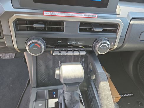 New 2026 Toyota Tacoma SR5 AWD/4WD image 25