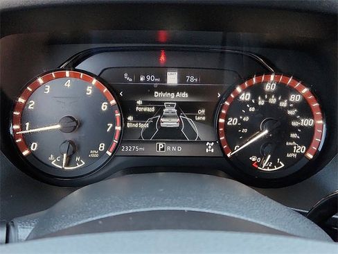 Used 2024 Nissan Titan PRO-4X w/ Pro-4x Convenience Package image 23