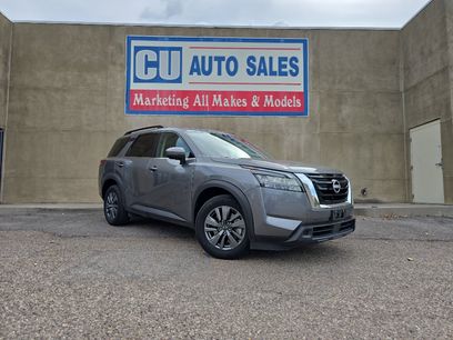 Used 2024 Nissan Pathfinder SV
