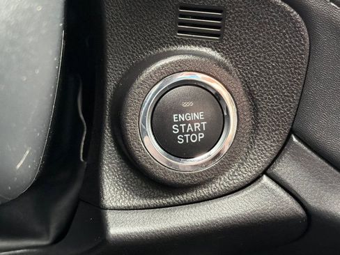 Used 2024 Subaru Outback Premium image 20