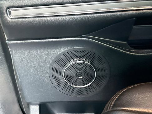 Used 2020 Ford Expedition XLT w/ Equipment Group 201A image 27