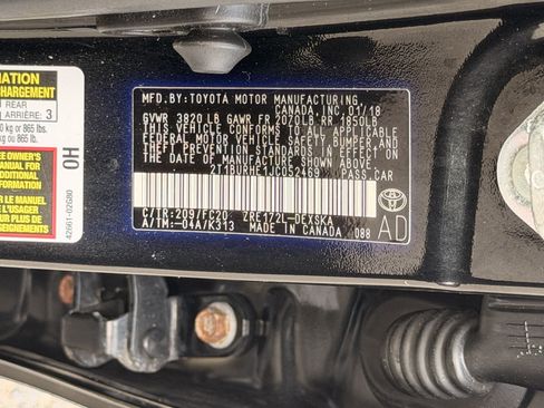 Used 2018 Toyota Corolla SE w/ Carpet Mat Package (TMS) FWD image 29