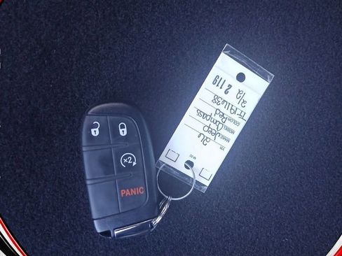 New 2026 Jeep Compass Latitude image 38