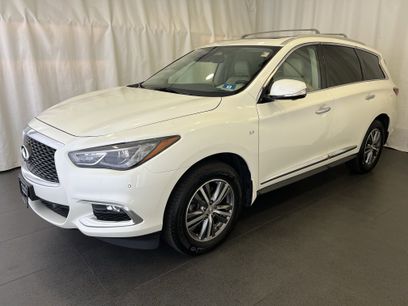 Used 2020 INFINITI QX60 Luxe w/ Essential Package