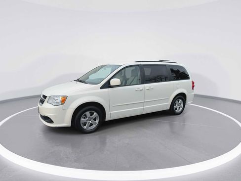 Used 2011 Dodge Grand Caravan Mainstreet w/ PWR Convenience Group image 4