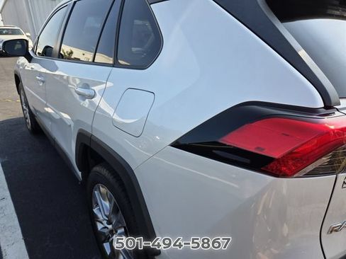 Used 2023 Toyota RAV4 XLE Premium FWD image 8