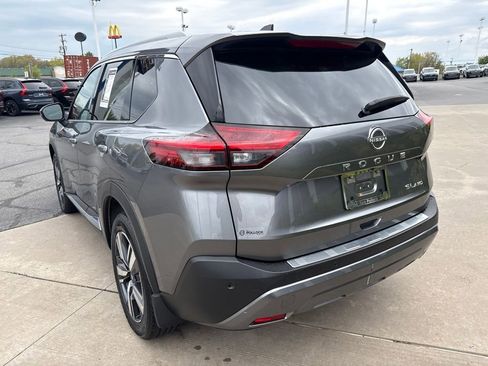 Used 2023 Nissan Rogue SL AWD/4WD image 8