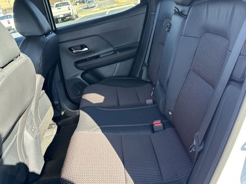 New 2025 Nissan Kicks SR image 27
