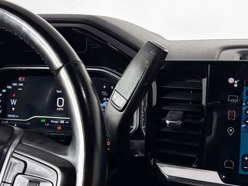 Used 2024 GMC Sierra 2500 SLE w/ SLE Value Package; image 17