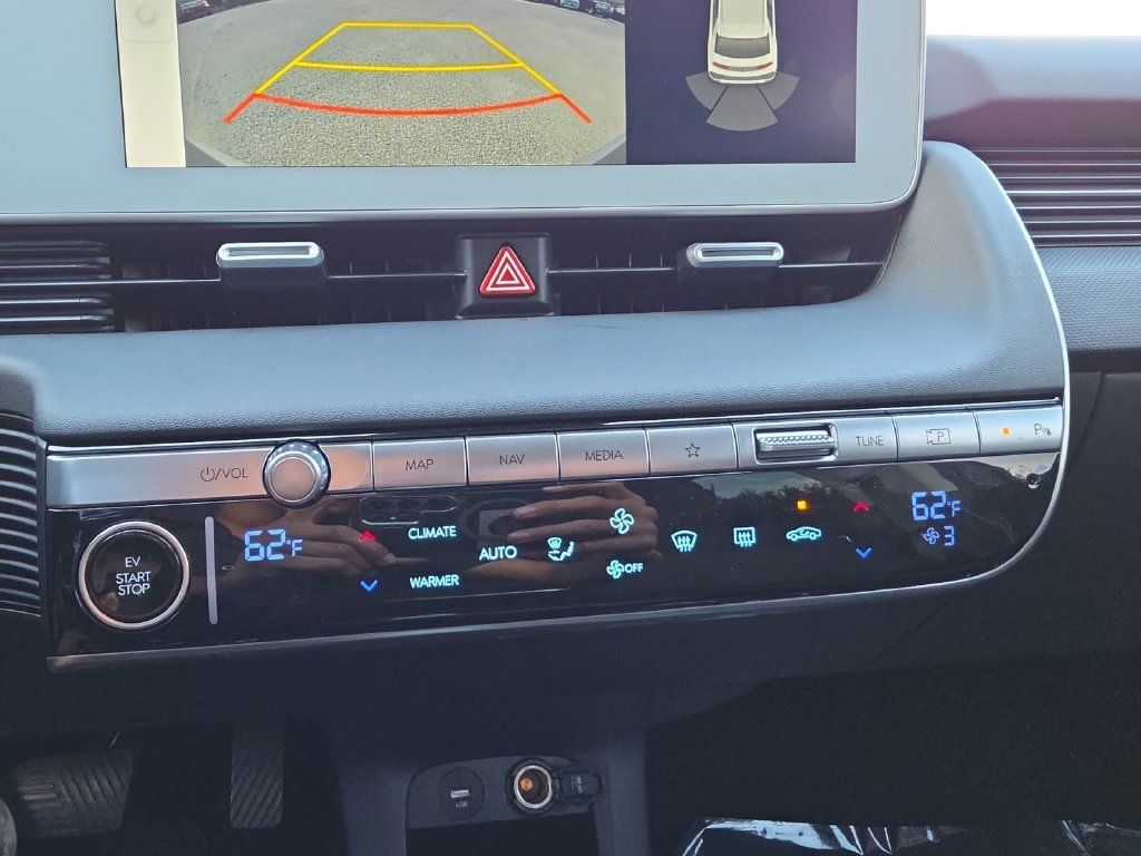Certified 2024 Hyundai Ioniq 5 SEL RWD image 21